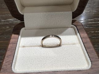 【TANZO.(鍛造指輪)の口コミ】 シンプルだけど圧倒的存在感があり、見た目も綺麗です。
また、色味もシャ…