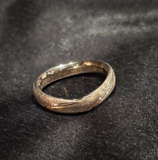 【TANZO.(鍛造指輪)の口コミ】 何十年とつける指輪だからこそ、人とは少し違うデザインを探していました…