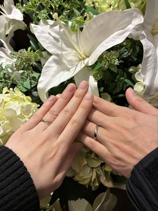 【TANZO.(鍛造指輪)の口コミ】 肌馴染みの良いシャンパンゴールドで、シンプルだけど少し個性を出したい…