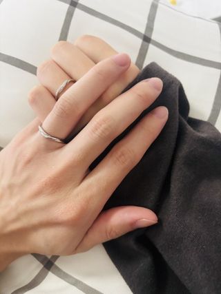 【ケイウノ ブライダル(K.UNO BRIDAL)の口コミ】 ディズニーをモチーフにした指輪で非常に魅力的でした。オプションでダイ…