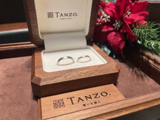 【TANZO.(鍛造指輪)の口コミ】 触り心地が良く、マットなデザインでありながらザラ付きのある心地よいデ…