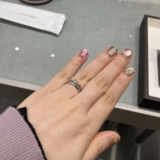 【アイプリモ(I-PRIMO)の口コミ】 おしゃれなウェーブ型で指輪スッキリさせてくれていると思います。わたし…