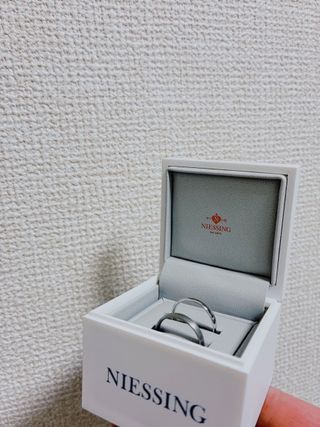 【NIESSING(ニーシング)の口コミ】 いろんな指輪を試してみて、
ダントツで着け心地が良かったです。
デザイ…