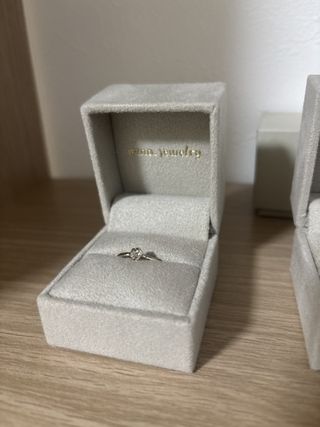 【mina.jewelry(ミナジュエリー)の口コミ】 お花のようなデザインになっているのがとても魅力的で、前々から気になっ…