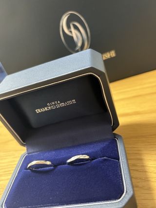 【銀座ダイヤモンドシライシの口コミ】 仕事の都合上で普段付けれないので、シンプルなデザインにするか迷いまし…