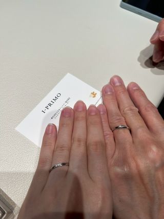 【アイプリモ(I-PRIMO)の口コミ】 他社と比較して、指輪のデザインがシンプルなものが豊富であった。そのな…