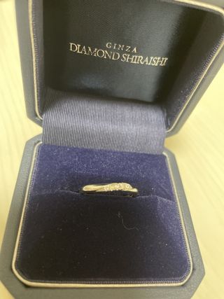 【銀座ダイヤモンドシライシの口コミ】 シンプルで普段使いもできますがダイヤモンドもしっかりついているものを…