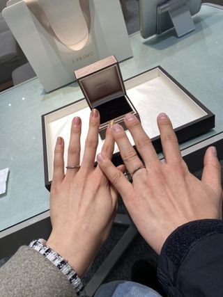 【アイプリモ(I-PRIMO)の口コミ】 ダイヤが15個もついているのですが、らせん状になっているためあまり派手…