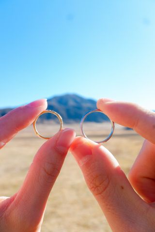 【YUKA HOJO(ユカホウジョウ)の口コミ】 理想通りのデザインで、SNSで初めて見た瞬間に一目惚れしました。上品なゴ…