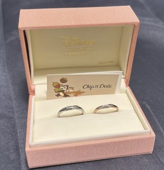 【ケイウノ ブライダル(K.UNO BRIDAL)の口コミ】 人と被らない個性さとディズニーとのコラボ感があまり表面に出ないデザイ…