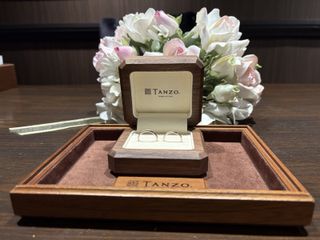 【TANZO.(鍛造指輪)の口コミ】 毎日身につける結婚指輪なので、傷が目立ちにくく、かつ特別感のあるもの…