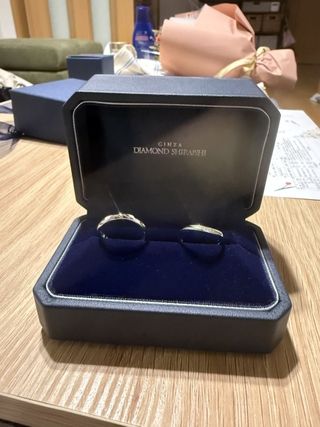 【銀座ダイヤモンドシライシの口コミ】 ダイヤモンドの輝き方がどこの店舗よりも華やかさがあり、つけ心地もすご…