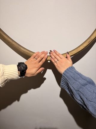 【出雲結(いずもゆい)の口コミ】 ダイヤモンドが手の甲全面につけられているのでダイヤモンドのキラキラに…