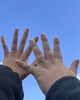 【アイプリモ(I-PRIMO)の口コミ】 着け心地がとても良く、旦那も気に入っていました。
シンプルですが、中央…