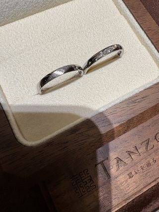 【TANZO.(鍛造指輪)の口コミ】 好みのデザインを組み合わせ、素材・幅・厚みまで細かくこだわってデザイ…