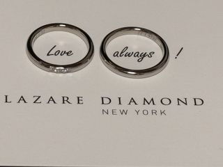 【ラザール ダイヤモンド(LAZARE DIAMOND)の口コミ】 指輪のつけ心地がなめらかです。
ダイヤの個数を選ぶことができ、自分の希…