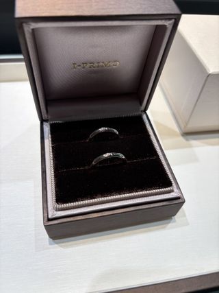 【アイプリモ(I-PRIMO)の口コミ】 指輪の中心に、１つ輝くダイアモンドがお気に入りです。
シンプルな見た目…