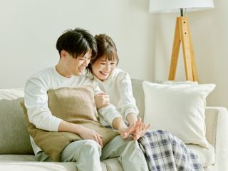 想いをかたちに。

日本中の花嫁に選ばれるブライダルジュエリー専門店

選び抜かれたダイヤモンドと、一生着け続けられるデザインでふたりの人生に寄り添います。