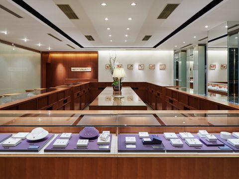 俄(にわか) 南青山店