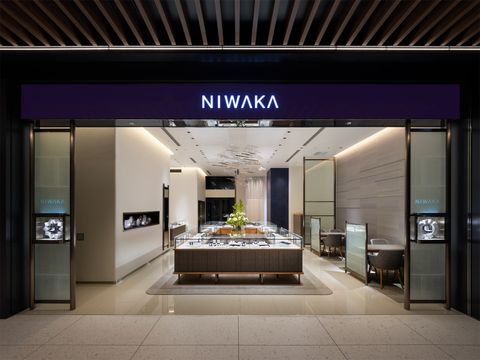 俄(にわか) 福岡天神店