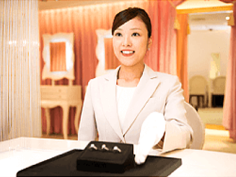 【ご相談】
メーカーならではの豊富な知識を持つアドバイザーが、お客様のご希望をうかがい、納得いただけるまで丁寧にご説明いたします。