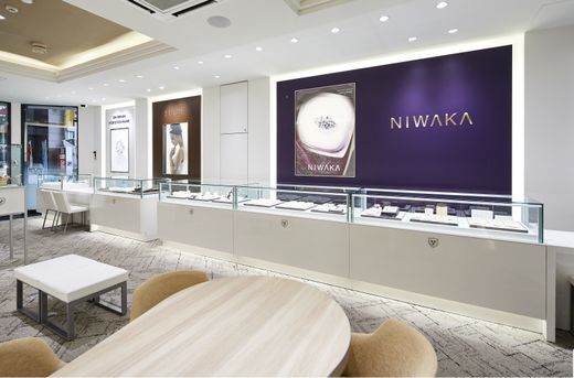 【 宇都宮店】土日祝は10:00より営業いたします。