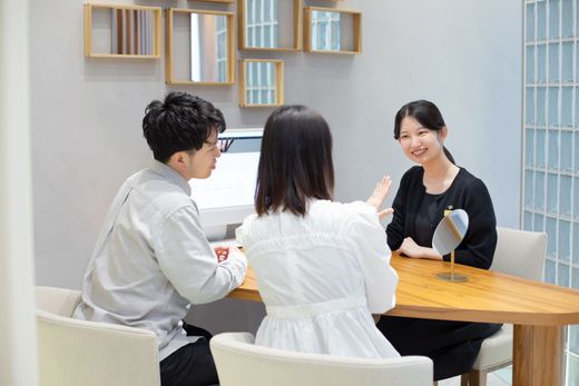 【最短30分～】指輪選びにお困りなら、ブリリアンスプラスにご相談ください。