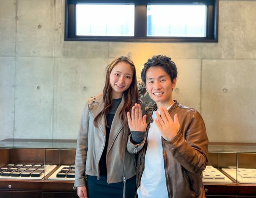 ピンクダイヤモンドを入れたくてアイズストーンを選びました！