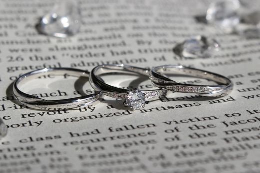 efu(エフ)オリジナルブランド 【フレア】 のブライダルフェア　Pt900&rarr;Pt950にグレードアップ！