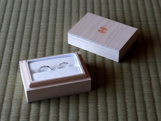 桐箱のリングケース