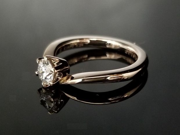 【TANZO.(鍛造指輪)】コーラルゴールドのご婚約指輪