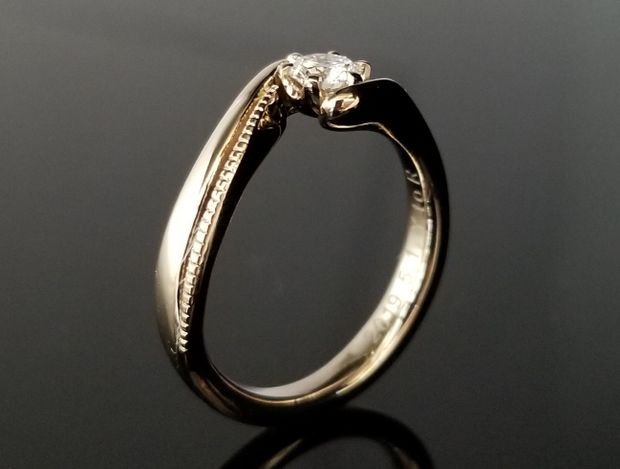 【TANZO.(鍛造指輪)】想いを形にしたスプーンモチーフのご婚約指輪