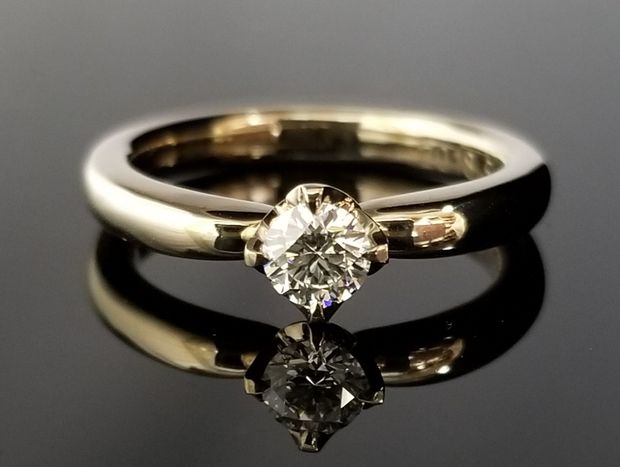 【TANZO.(鍛造指輪)】可愛いフォルムのご婚約指輪