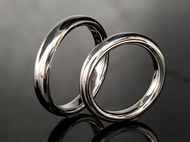 【TANZO.(鍛造指輪)】職人が鍛えお造りした、丸みあるマリッジリング