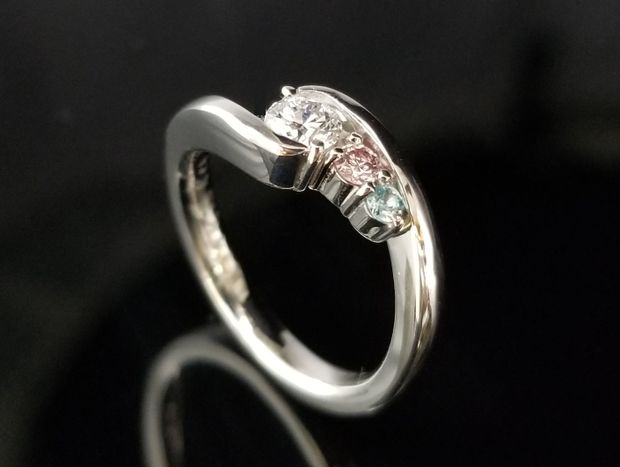 【TANZO.(鍛造指輪)】パステルカラーが目を惹く鍛造のオーダーメイド