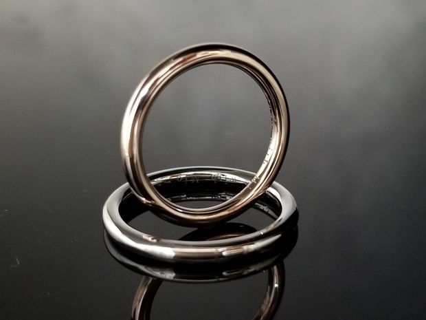 【TANZO.(鍛造指輪)】細身だが厚みがしっかりとある重厚な結婚指輪