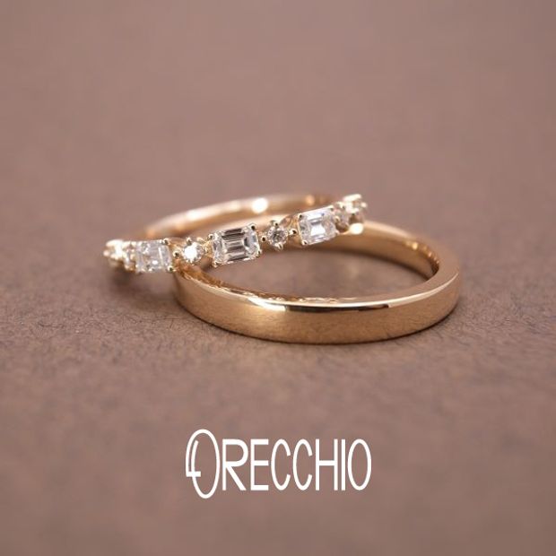 【ORECCHIO(オレッキオ)】＜pipi～ピピ＞エメラルドカットダイヤとラウンドカットダイヤが交互に配置されたエタニティータイプの結婚指輪。PM-2416-P/PM-2415-P