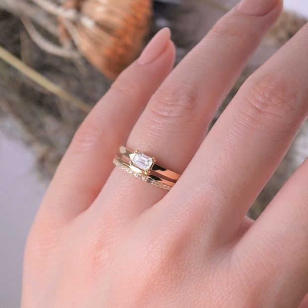 【ORECCHIO(オレッキオ)】＜aman～アマン＞婚約指輪　AE-1305