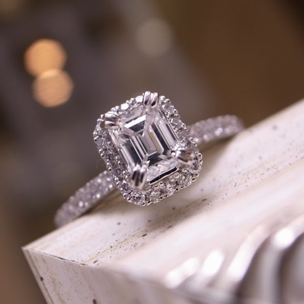 【ORECCHIO(オレッキオ)】＜siena～シエナ＞婚約指輪　SE-1112