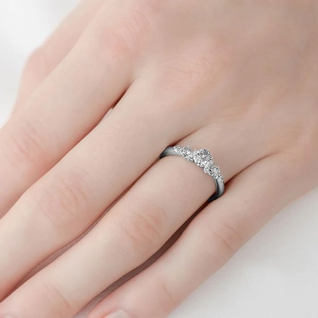 【4℃ BRIDAL(ヨンドシーブライダル)】ブロッサム -咲き誇る愛-