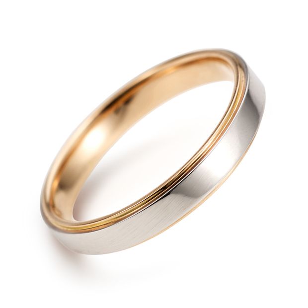 【ケイウノ ブライダル(K.UNO BRIDAL)】【月日】ピンクゴールドの優しい色合いが、肌にすっと馴染む婚約指輪