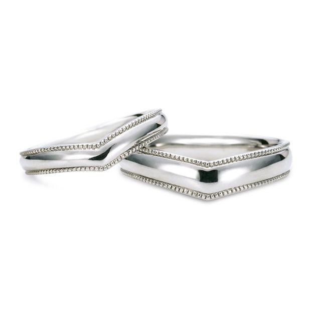 【ケイウノ ブライダル(K.UNO BRIDAL)】【ロイヤルブライトネス】一周続く《ミル打ち》は、ふたりで刻む永遠の時を想って&hellip;