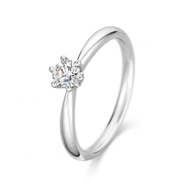 【ケイウノ ブライダル(K.UNO BRIDAL)】【カテリーナ】ダイヤモンドの存在感引き立つソリテールデザイン