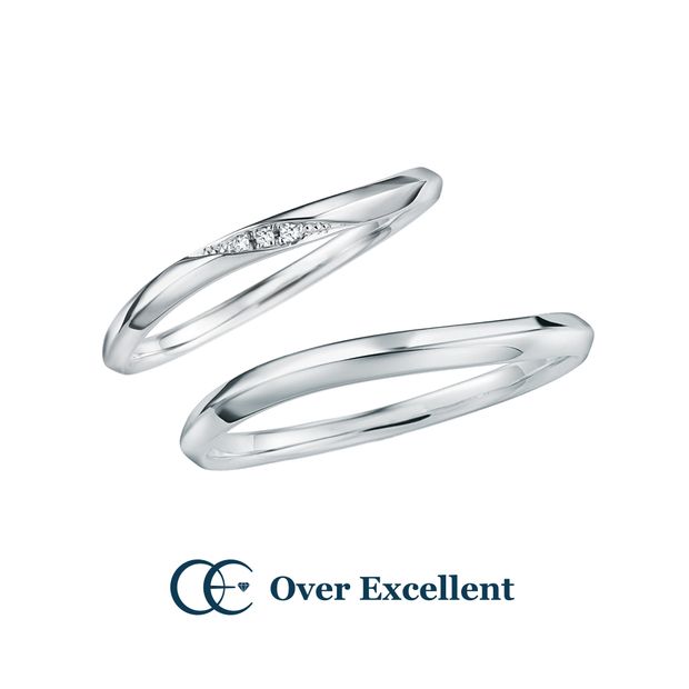 【Over Excellent(オーバーエクセレント)】【Ixia イキシア -秘めた恋-】穏やかな河のように流れウェーブデザインに施されたシャープなライン。