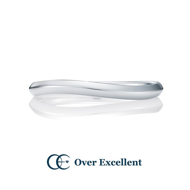 【Over Excellent(オーバーエクセレント)】【Ixia イキシア -秘めた恋-】穏やかな河のように流れウェーブデザインに施されたシャープなライン。