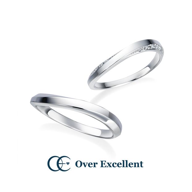 【Over Excellent(オーバーエクセレント)】【White lace ホワイトレース-可憐な心-】花嫁のベールに施されたストーンのように、優美に流れる曲線にさりげなくメレダイヤモンドをセッティング。