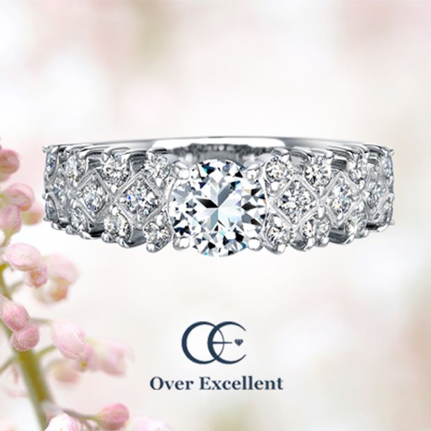 【Over Excellent(オーバーエクセレント)】【Larkspur　ラークスパー　‐自 由‐】　ダイヤモンドを石畳のようにセッティングし華やかで洗練された印象のリング。