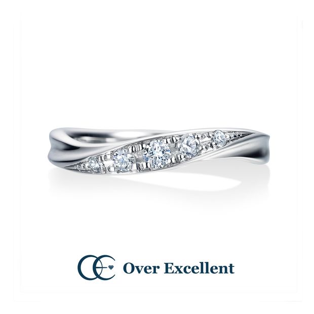 【Over Excellent(オーバーエクセレント)】【Precious ribbon プレシャス・リボン -ふたりの愛-】愛を重ね合わせるリボンのような流れるデザイン。優雅な曲線美が手元を演出。
