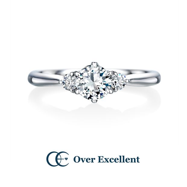 【Over Excellent(オーバーエクセレント)】【Lisianthus bellflower トルコキキョウ-希望-】きゅっと絞られたアームが輝くセンターストーン引き立て、華やかで優美な存在感。