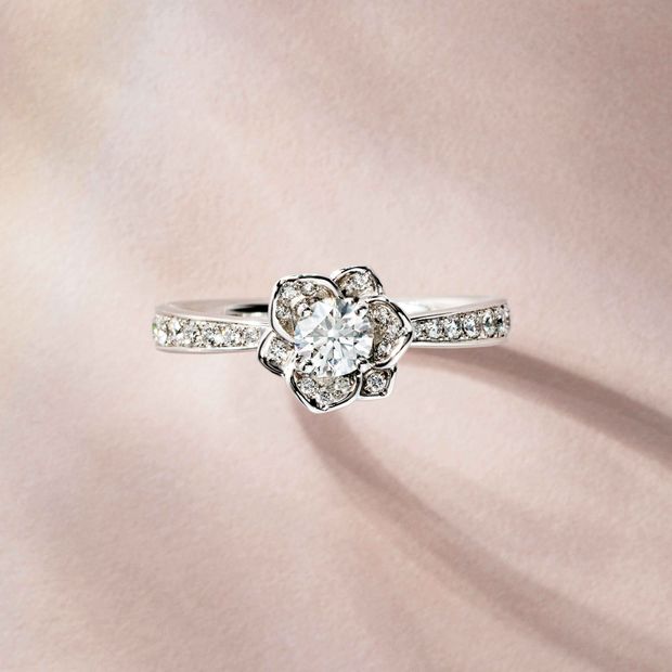 【ヴァンドーム青山(VENDOME AOYAMA)】〈ヴァンドーム青山本店限定品〉クリスティーヌ 【AEPR9210】